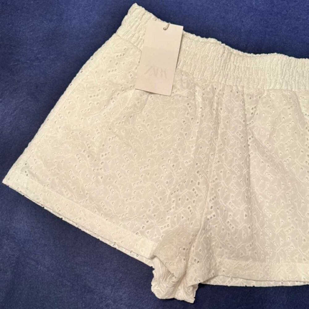 Zara Women's White Eyelet Shorts Size S New Cotton NWT